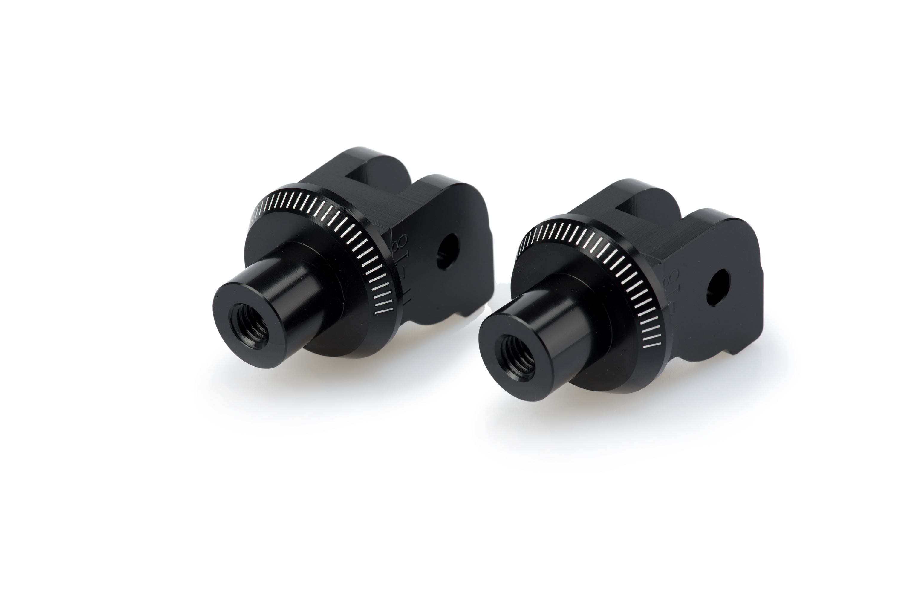 パイプフィッティングアダプター Adaptor Passenger footpeg - Puig Hi-Tech Parts